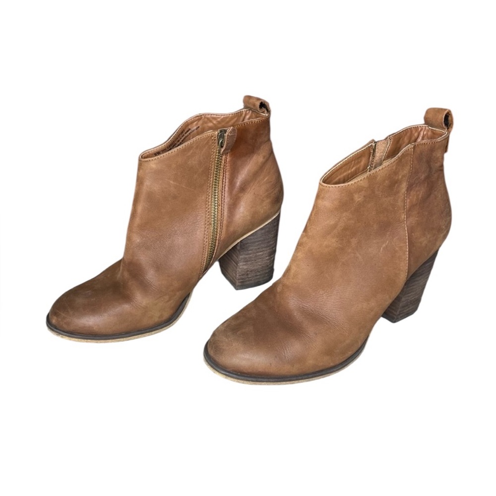 BP. Leather ankle boots
